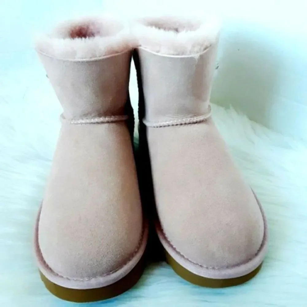 UGG Pink Leather Women's size 6M Short Winter Boot